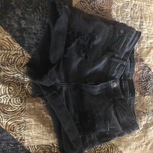 Black jeen shorts